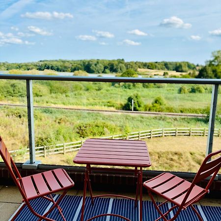 Riverside Haven In Woodbridge Dış mekan fotoğraf